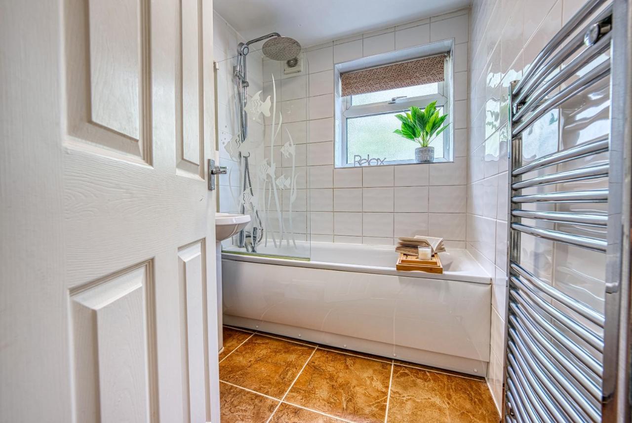 Cosy 3 Bed Apartment In Southam, Sleeps 6 Southam  Exterior foto